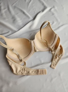 سوتین ابرنازک فنردار NBB کد :3532