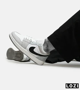 کفش کتانی مردانه و زنانه سفید طوسی مشکی نایک NIKE jordan 1