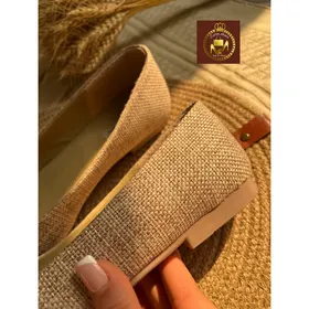 کالج عروسکی قالب خوکی کنفی زنانه