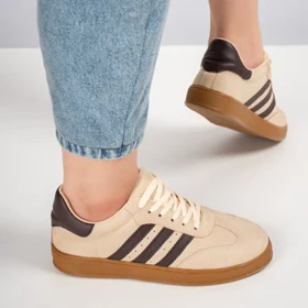 کفش و کتانی زنانه و دخترانه مدل آدیداس ADIDAS رنگ کرم قهوه ای کد D101