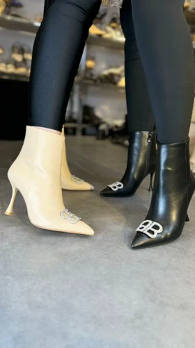 بوت بالنسیاگا پاشنه کد573