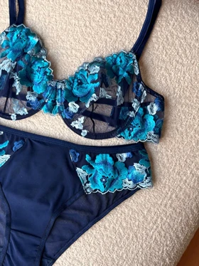 ست شورت وسوتین گیپور حریر سرمه ای کد 889