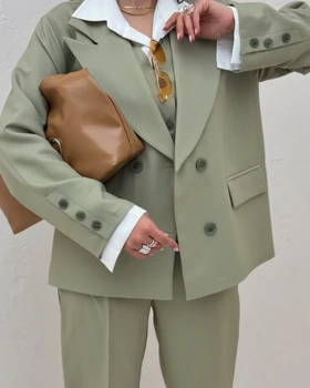 کت سه تیکه کجراه مازراتی