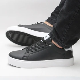 کفش و کتانی روزمره و راحتی مردانه مدل برشکا BERESHKA رنگ مشکی کد 41255