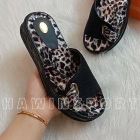 صندل و دمپایی زنانه ودخترانه فندی مشکی