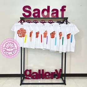 تیشرت سفید مارک دار اروپایی sinsay