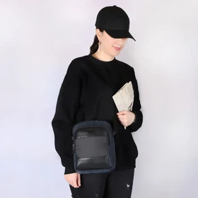 کیف رودوشی نیلپر توریستر مدل گیوان (سرمه‌ای)