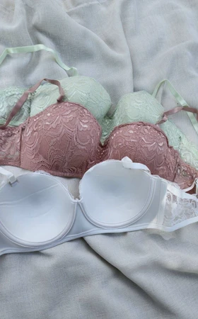 سوتین دکلته ابرنازک فنردار NBB کد: 30007