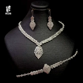 سرویس تراش نقره زنانه عیار925کدsnz1042