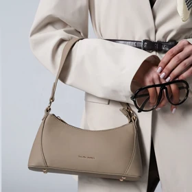 کیف دوشی زنانه دیوید جونز مدل David Jones CM7321