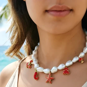 گردنبند مروارید باروک چارم دار