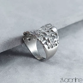 انگشتر طلاروس طرح طلا نگین‌دار نقره ای 30109