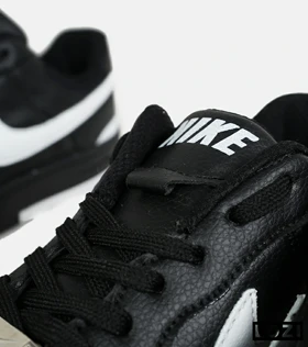 کفش مردانه و زنانه مشکی سفید Nike Gama Force Sail