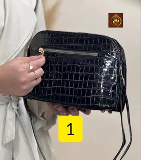 کیف دوشی زنجیری ورنی جادار زنانه