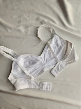 سوتین دخترانه نخی ابرنازک بدون فنر کد: 0345