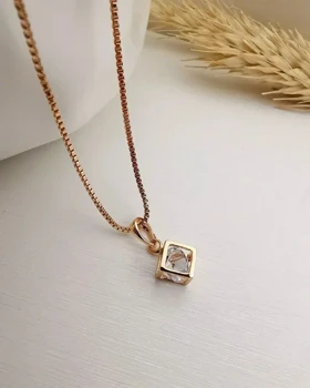 گردنبند مکعب ژوپینگ