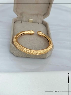 دستبند طرح دار فنری ریز نقش