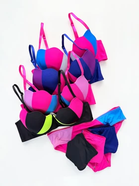 ست شورت و سوتین اسفنجی فنر دار صدفی سه رنگ