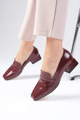 کفش پاشنه‌بلند کلاسیک زنانه میوگوستو mio-gusto