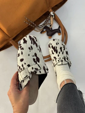 اسلیپر تک سگک جلو بسته 2044 (طرحدار شیری)