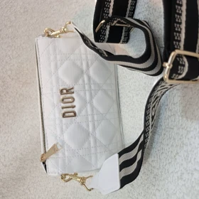 کیف دیور حروفی 1321 (سفید گلدوزی)