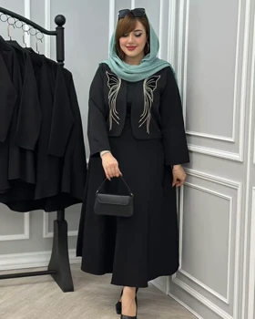 کت و دامن پرستو