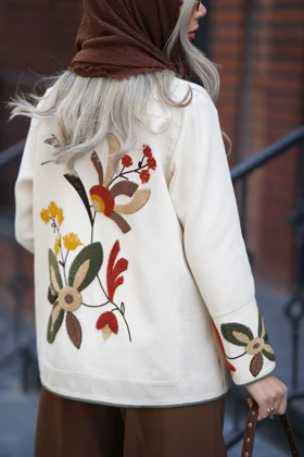 کت «دیبا» از کالکشن لوکس تابستان 1404