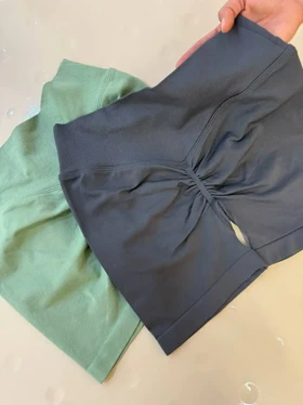 شورتک‌رنگی سیملس باربی