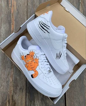 کفش اسپرت کاستوم کتانی ایرفورس air force طرح GARFIELD نایک nike کد 185120