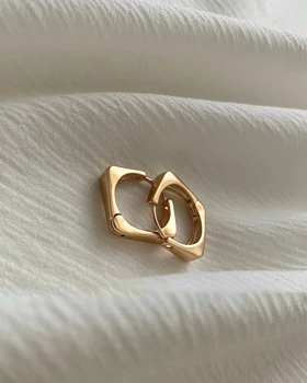 گوشواره مثلثی ژوپینگ