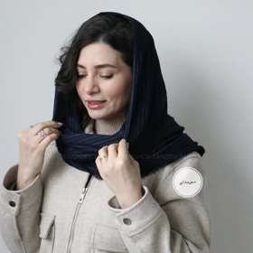 شال حصیری راه راه مدل بابونه (سورمه ای)