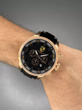 ساعت مچی پورشه دیزاین کورنوگراف بند و صفحه مشکی قاب رزگلد Porsche Design