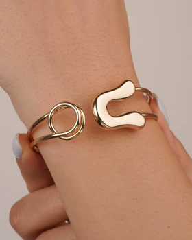 بنگل برند رادیوم طرح سنجاق رنگ طلایی