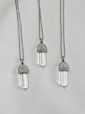 گردنبند منشور بی رنگ