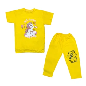 ست تیشرت آستین کوتاه و شلوار دخترانه مدل اسب تک شاخ PJ1150 رنگ زرد
