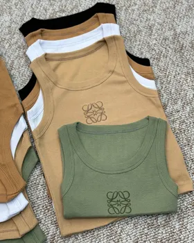 تاپ گلدوزی