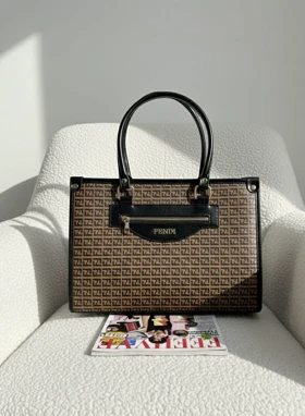 کیف مجلسی مایا