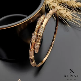 تکدست بولگاری نگین‌دار طرح خاص ژوپینگ با روکش طلایی