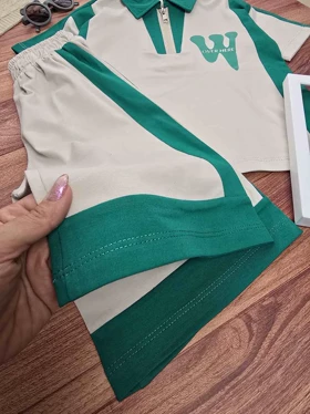 تیشرت و شلوارک اسپورت یقه دار