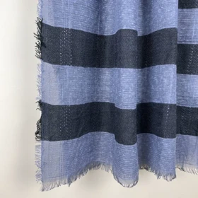 شال پاییزه کنفی دور ریش راه راه 30500 (سرمه ای)