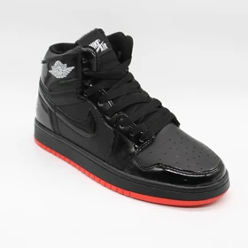 جردن 1 ساق‌دار مشکی قرمز بزرگپا کد 662400