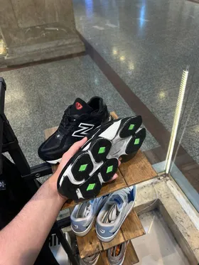 کتانی new balance9060 رنگ مشکی