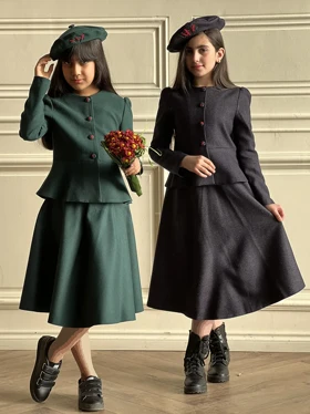 ست کت ودامن نیکی دکمه گلدوزی