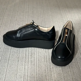 کفش راحتی زنانه استرادیواریوس مدلStradivarius-Sole-Loafers-LFB40