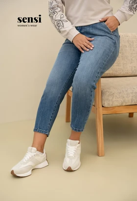 شلوار جین مام فیت پشت کش ابی تیره کد1424-2