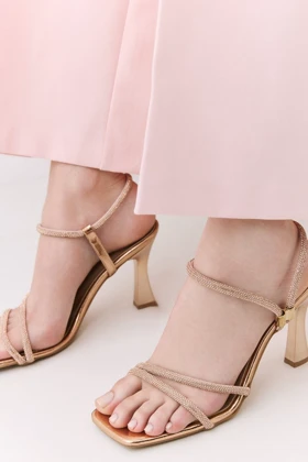 صندل زنانه yaya-by-hotic yaya-by-hotic