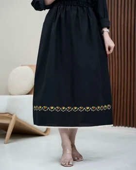 دامن گلدوزی