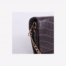 کیف دوشی چرم زنانه