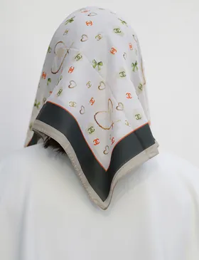 مینی اسکارف نخی طرح چنل موکا