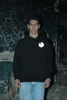 هودی مشکی اسپرت طرح مینیمال بیلیارد - فواصل